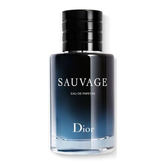 Dior Sauvage Eau de Parfum Parfümprobe: Die Essenz von Abenteuer und Maskulinität. Entdecken Sie die wilde Seite von Dior Sauvage und lassen Sie sich von seiner kraftvollen und zugleich verführerischen Aura faszinieren. Bestellen Sie jetzt Ihre Parfümprobe.